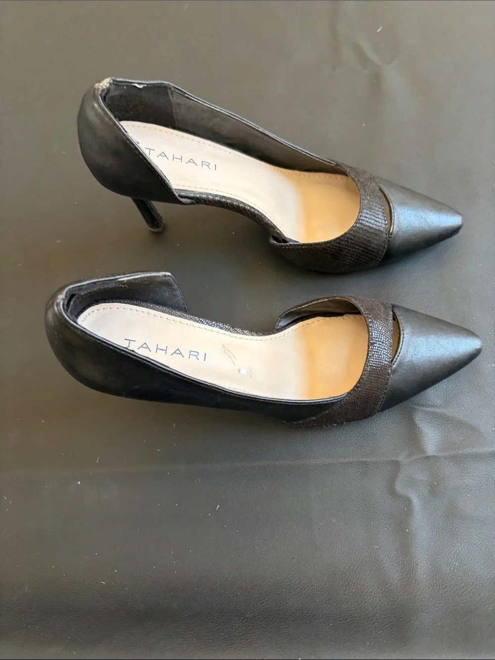 Tahari Emmalee Black Pointed Toe D’Orsay Pumps Size 6